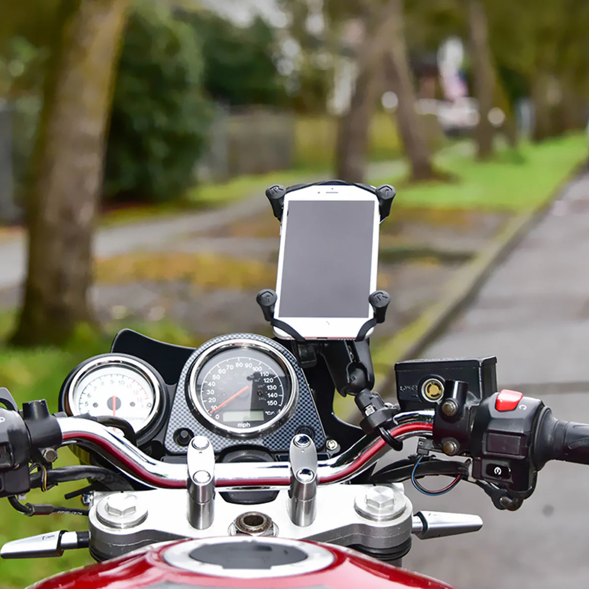 RAM® X-Grip® Large Phone Mount with Handlebar U-Bolt Base - Short - Image 3