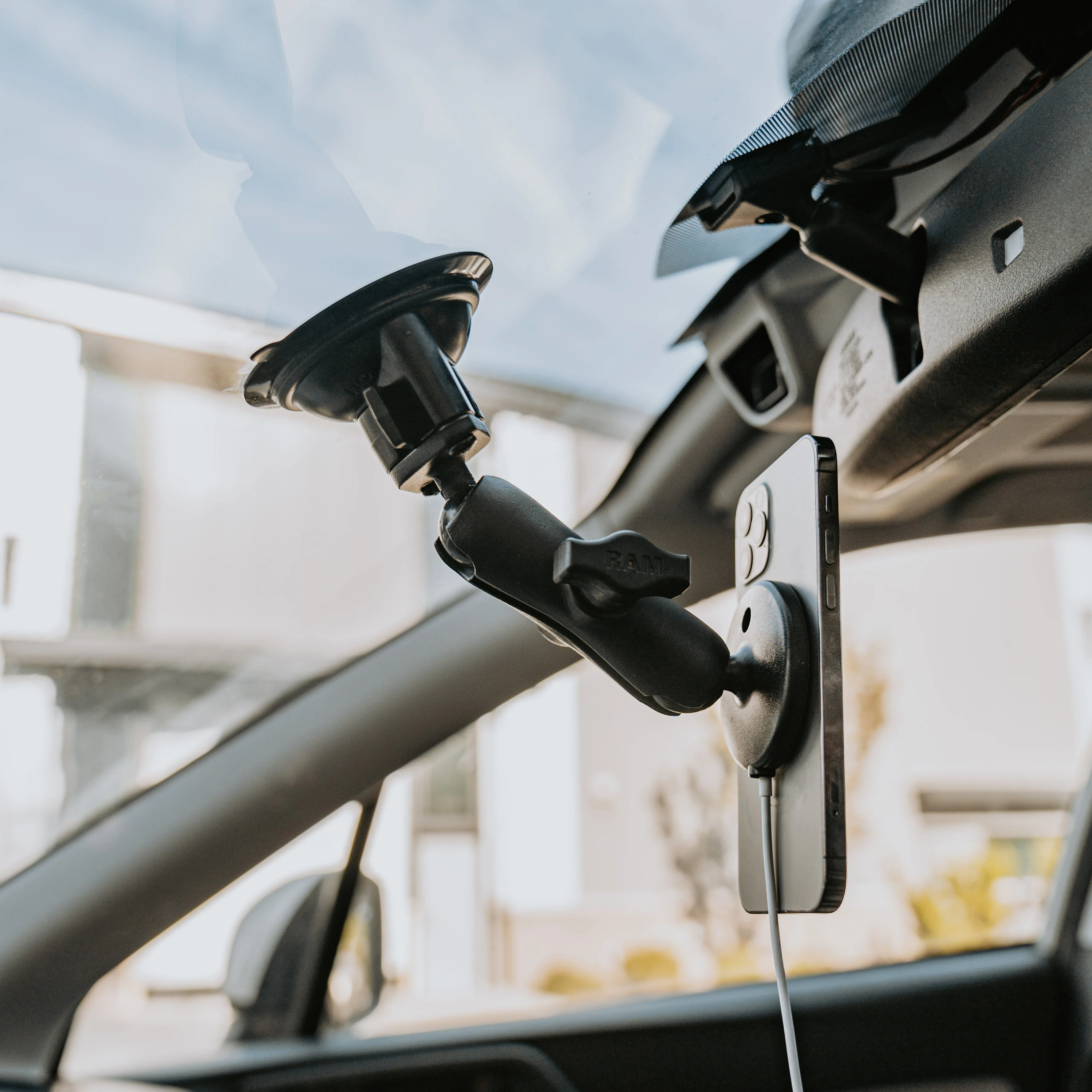 RAM® Twist-Lock™ Suction Cup Mount for Apple MagSafe (2020) - Image 7