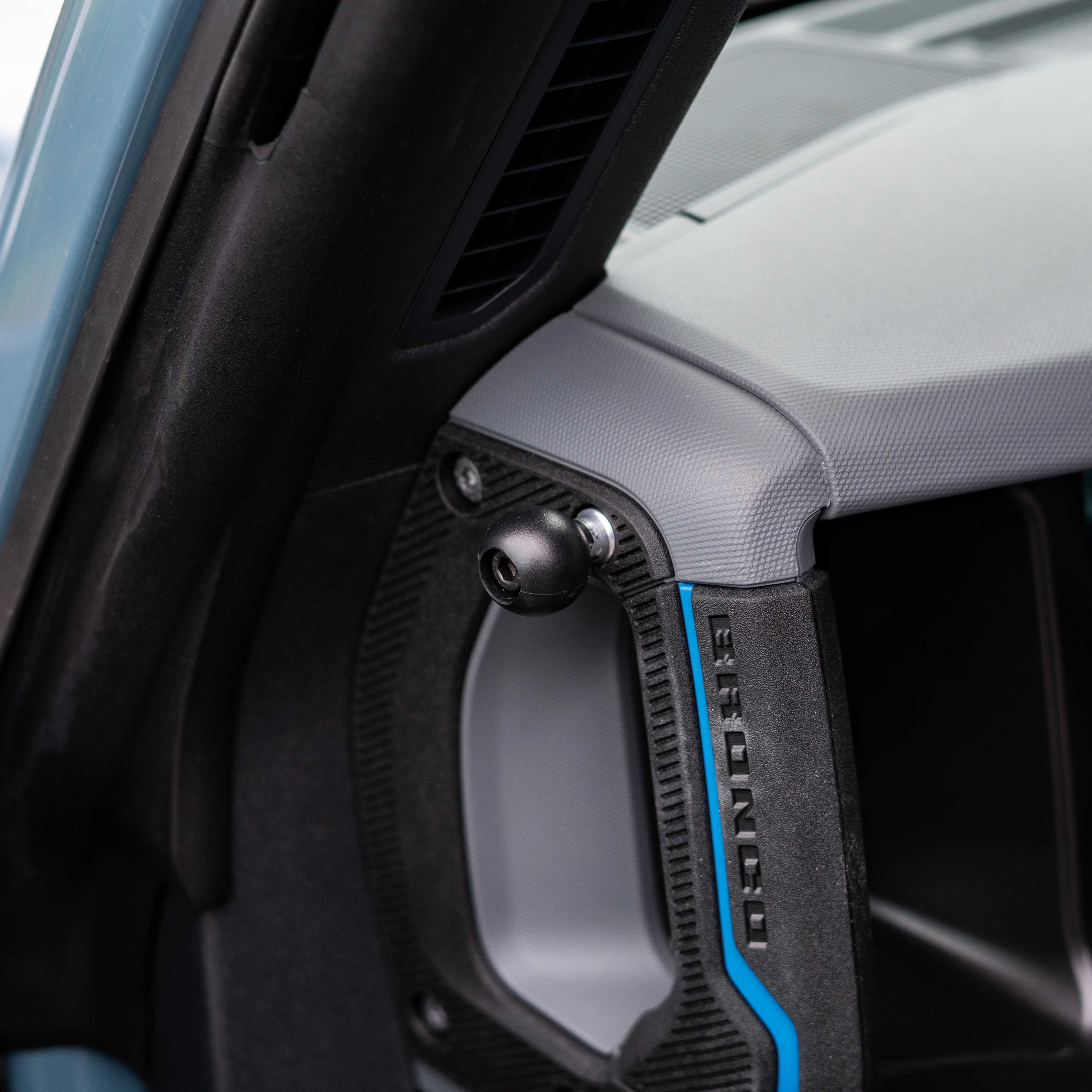 RAM® X-Grip® Large Phone Mount with Grab Handle & A-Pillar M6 Bolt Base - Image 3