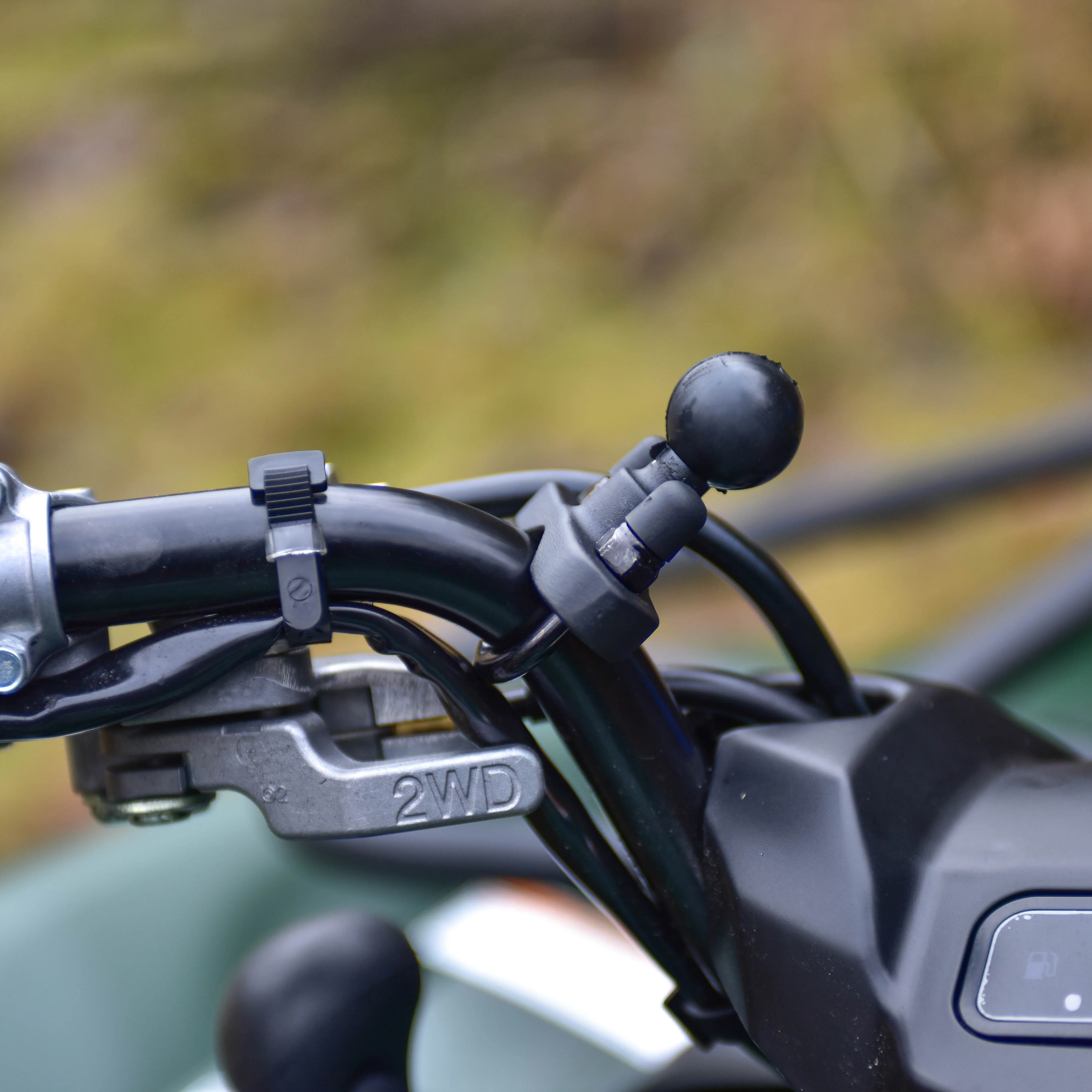 RAM® Handlebar U-Bolt Base for Rails 0.5" to 1.25" in Diameter - B Size - Image 4