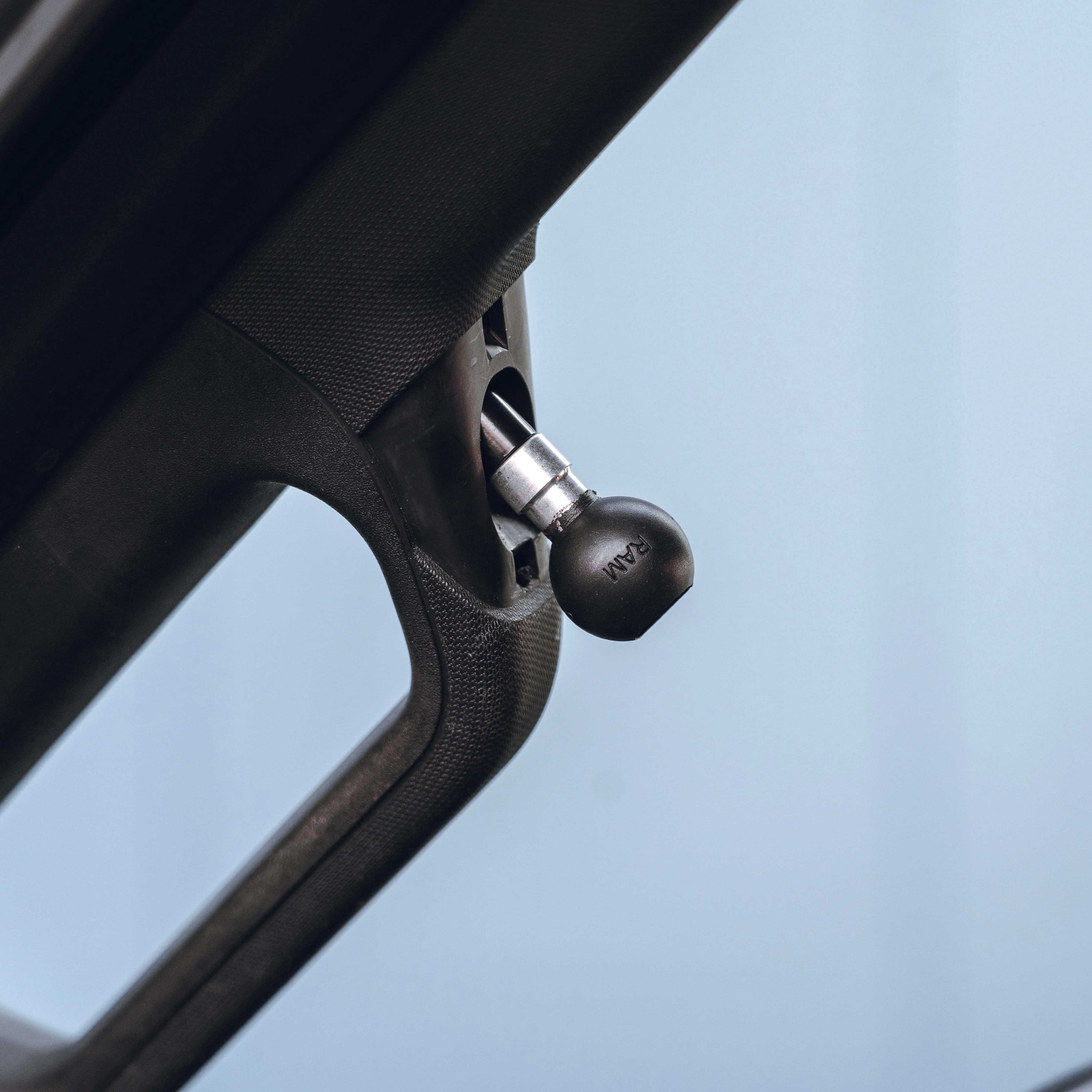 RAM® Grab Handle & A-Pillar M6 Bolt Replacement Kit with Ball Base - Image 2