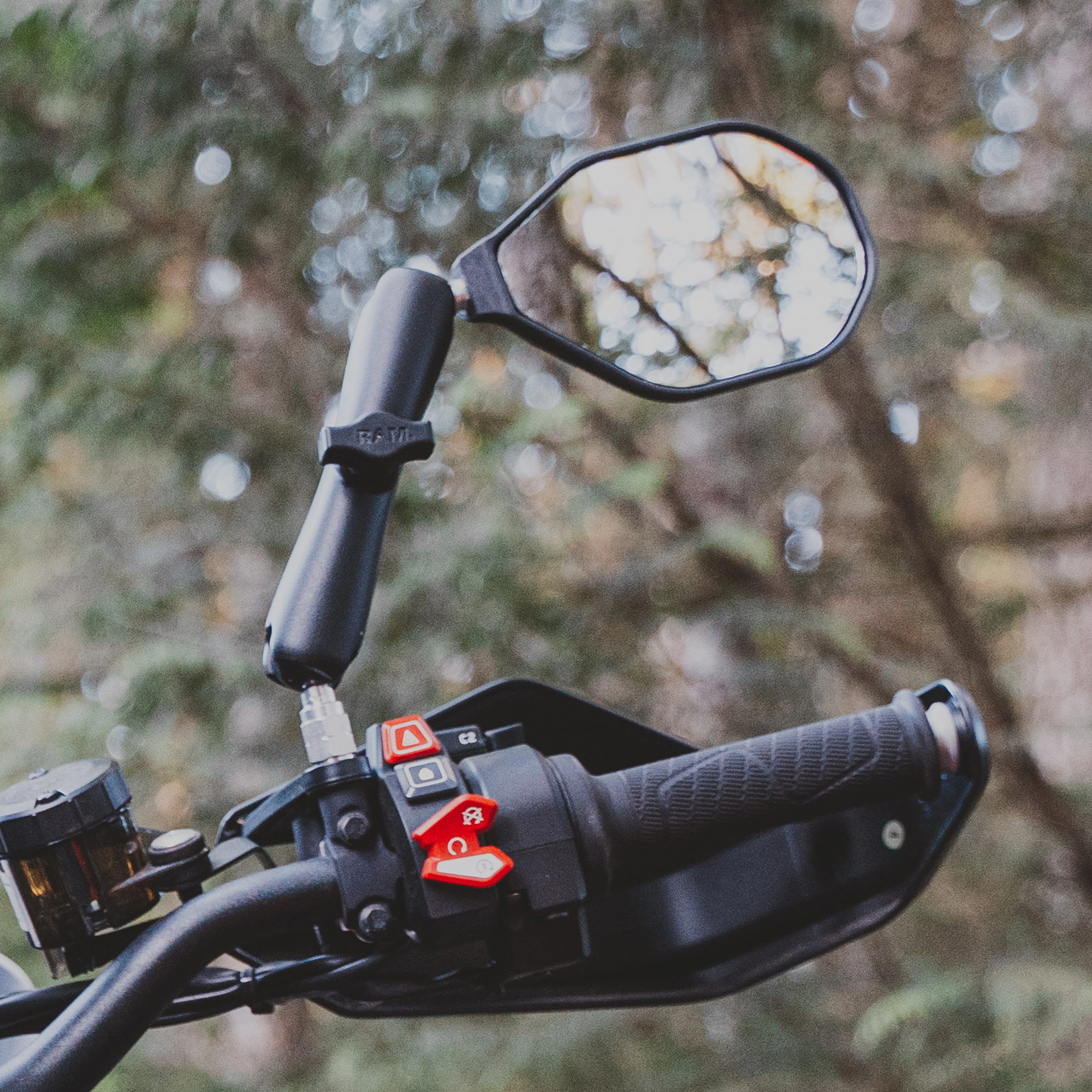 RAM® Tough-Mirror™ Right Mirror with Ball - Image 6