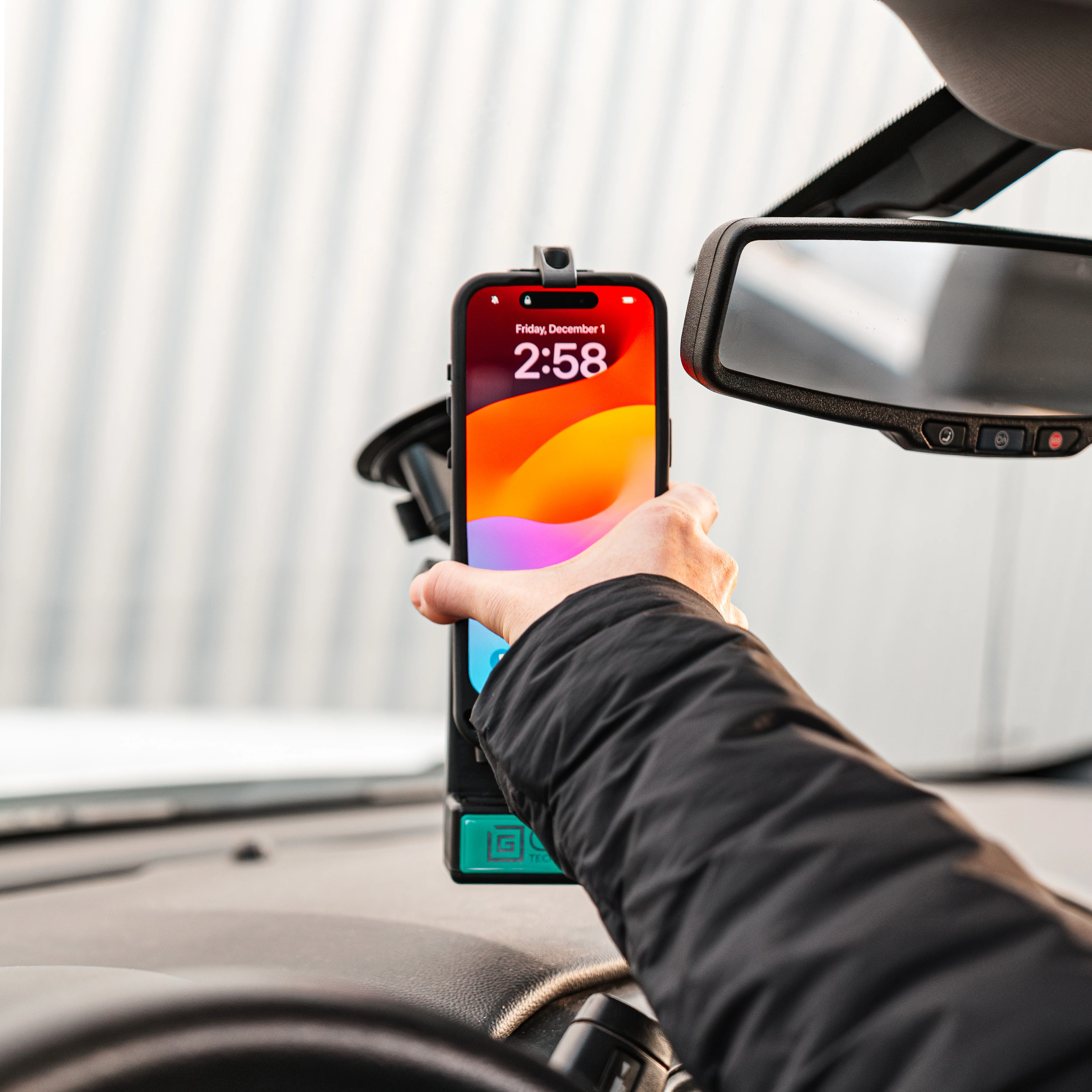 GDS® Vehicle Phone Dock with USB Type-C 3.1 for IntelliSkin® Products - Image 4