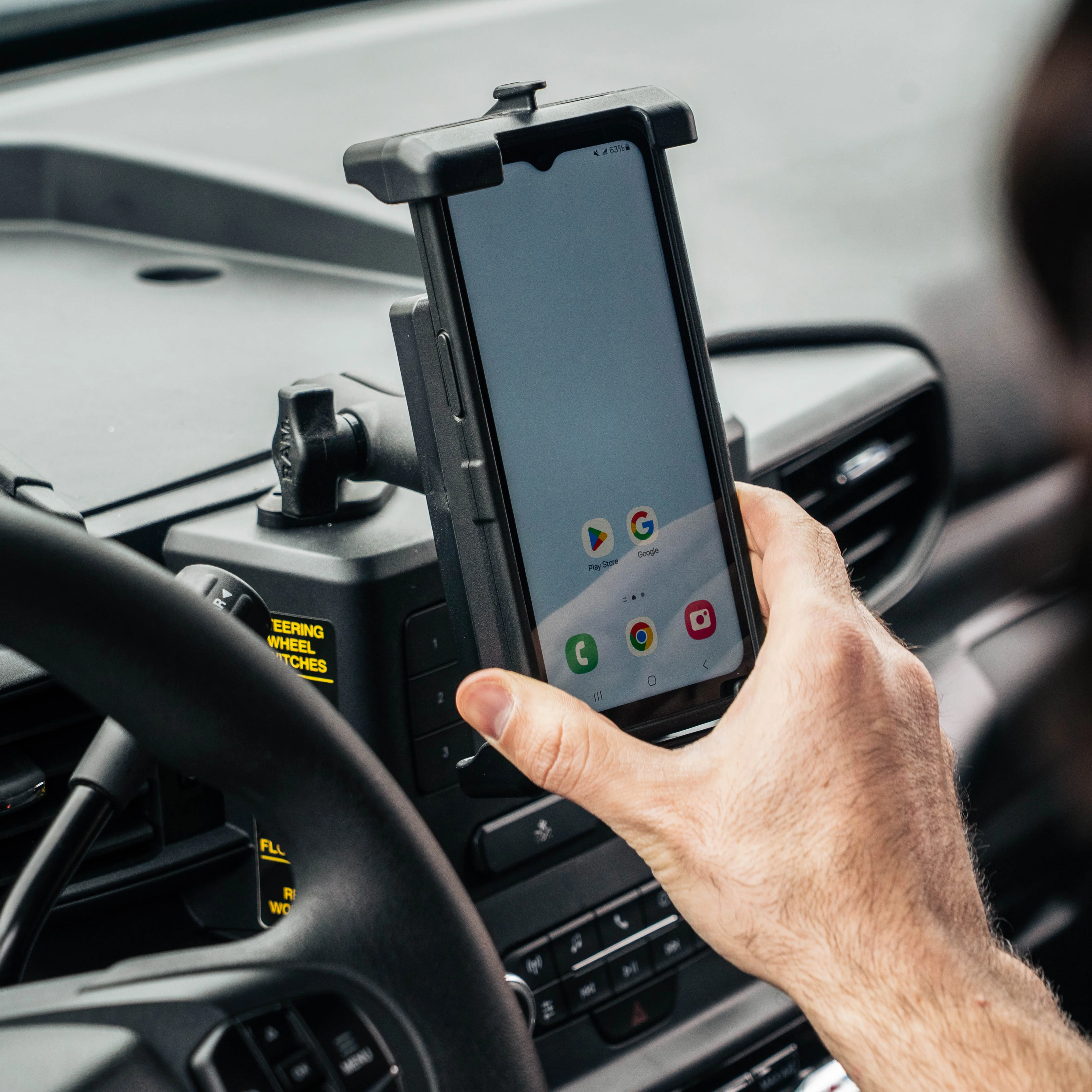 RAM® Quick-Grip™ Pro XL Phone Holder with Ball - Image 8