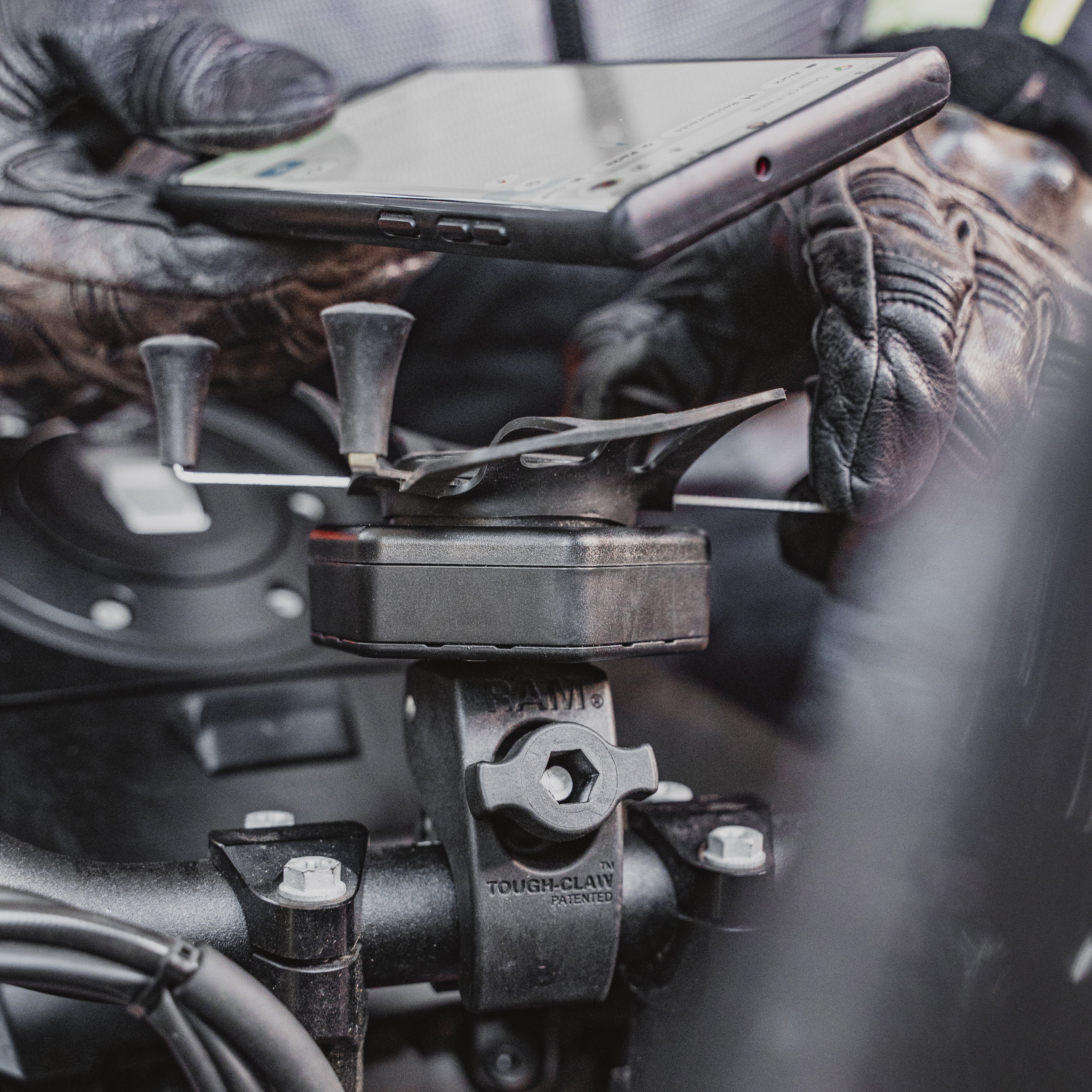 RAM® X-Grip® Large Phone Mount with Vibe-Safe™ & Small Tough-Claw™ - Image 6