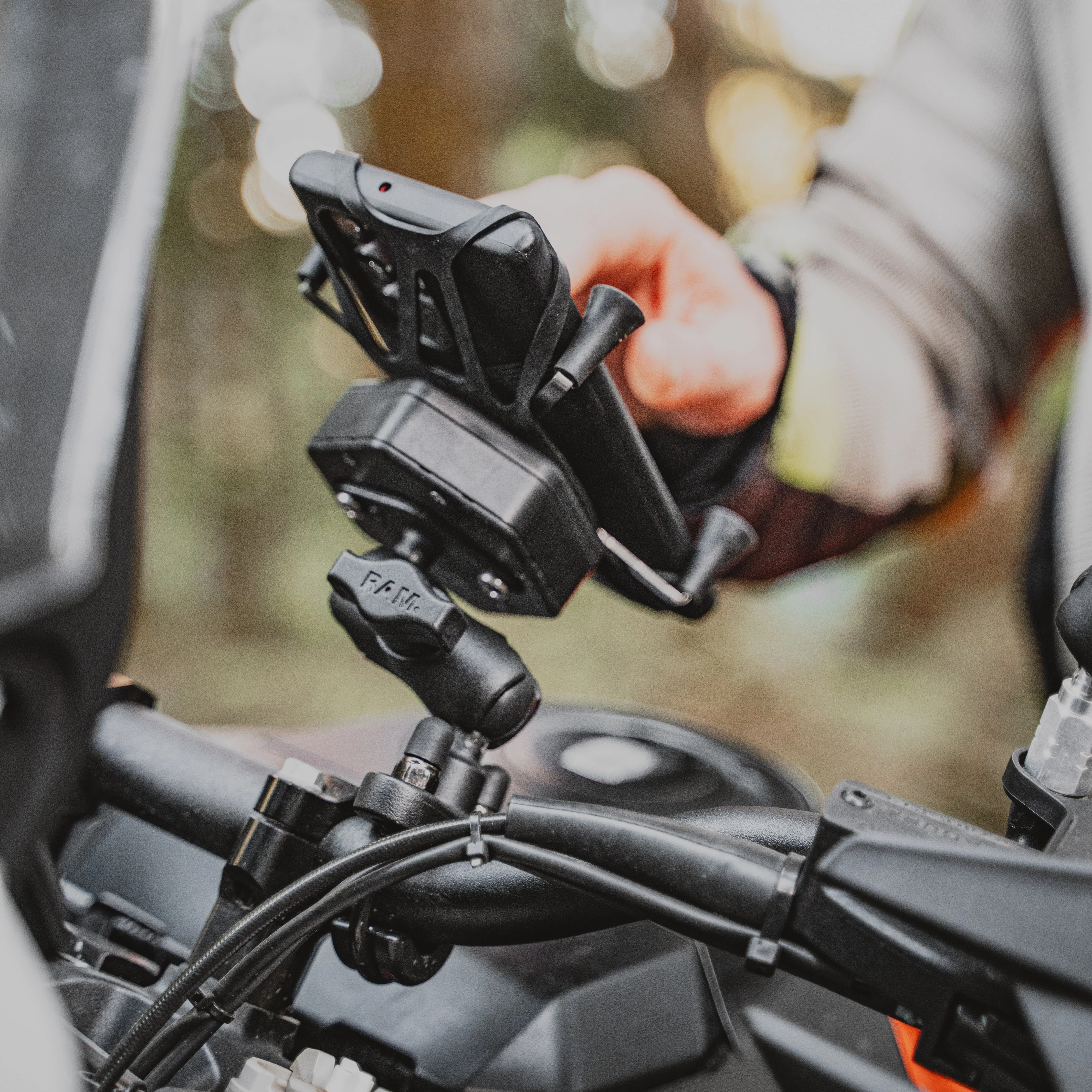 RAM® X-Grip® Large Phone Holder with Ball & Vibe-Safe™ Adapter - Image 5