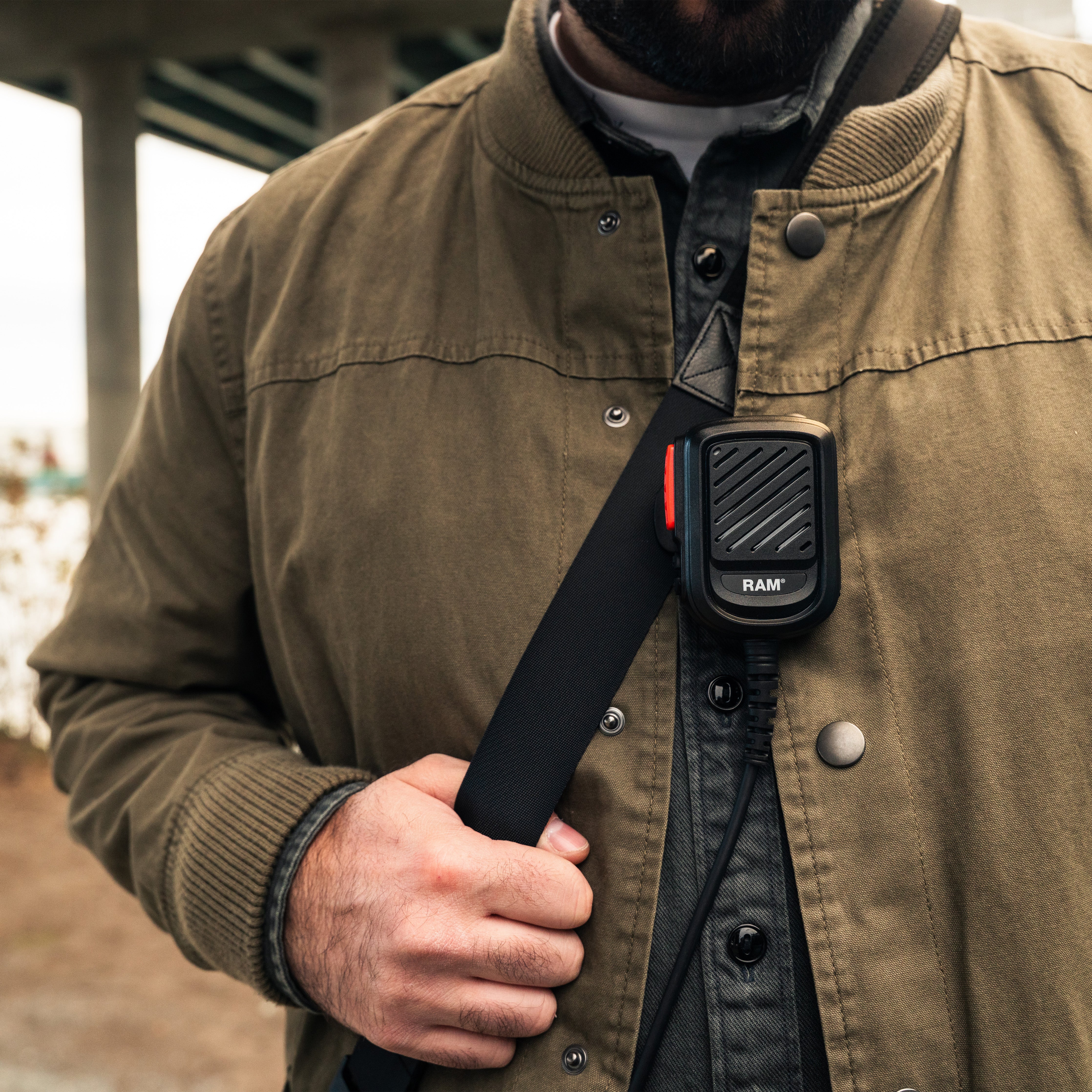 RAM® Remote Speaker Mic with USB-C for Kodiak - Image 3
