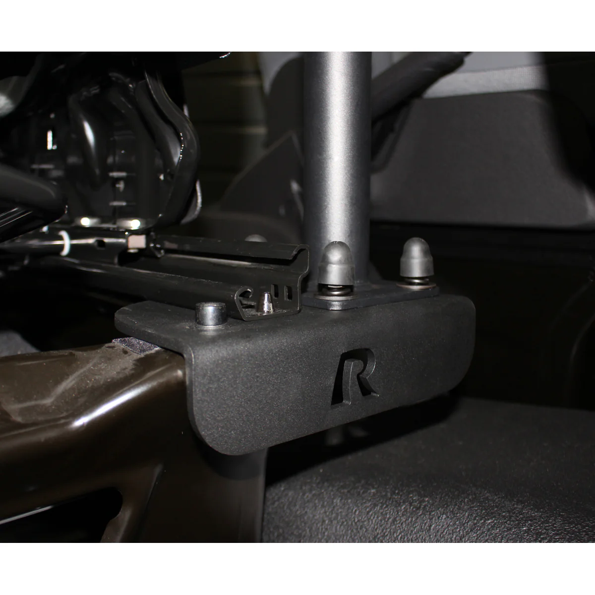 RAM® No-Drill™ Vehicle Base for '14-26 Ford Transit Full Size Van - Image 5