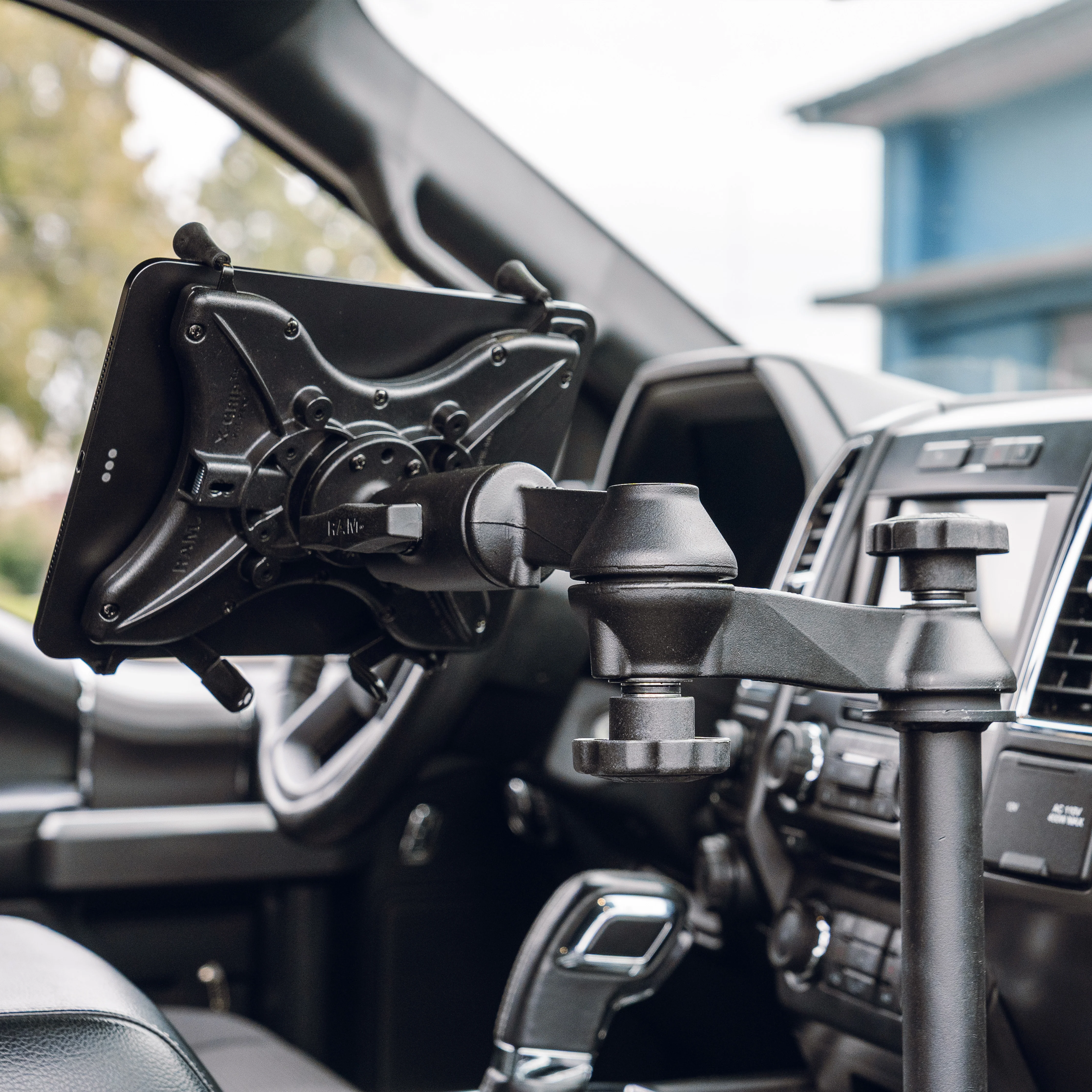 RAM® X-Grip® 12"-13" Tablet Mount for '15-26 Ford F-150, F-250 + More - Image 6