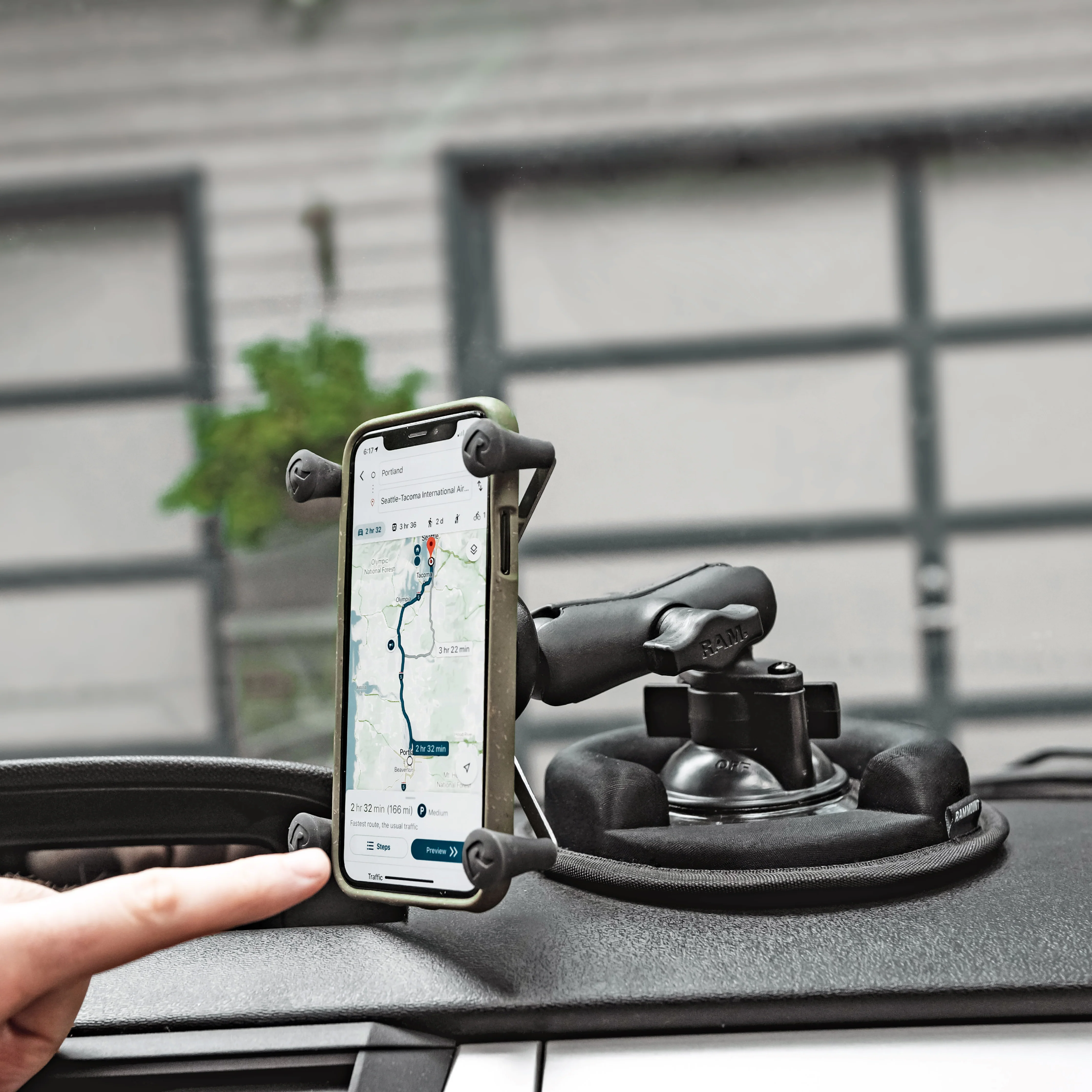 RAM® Twist-Lock™ Suction Cup Base - Image 8