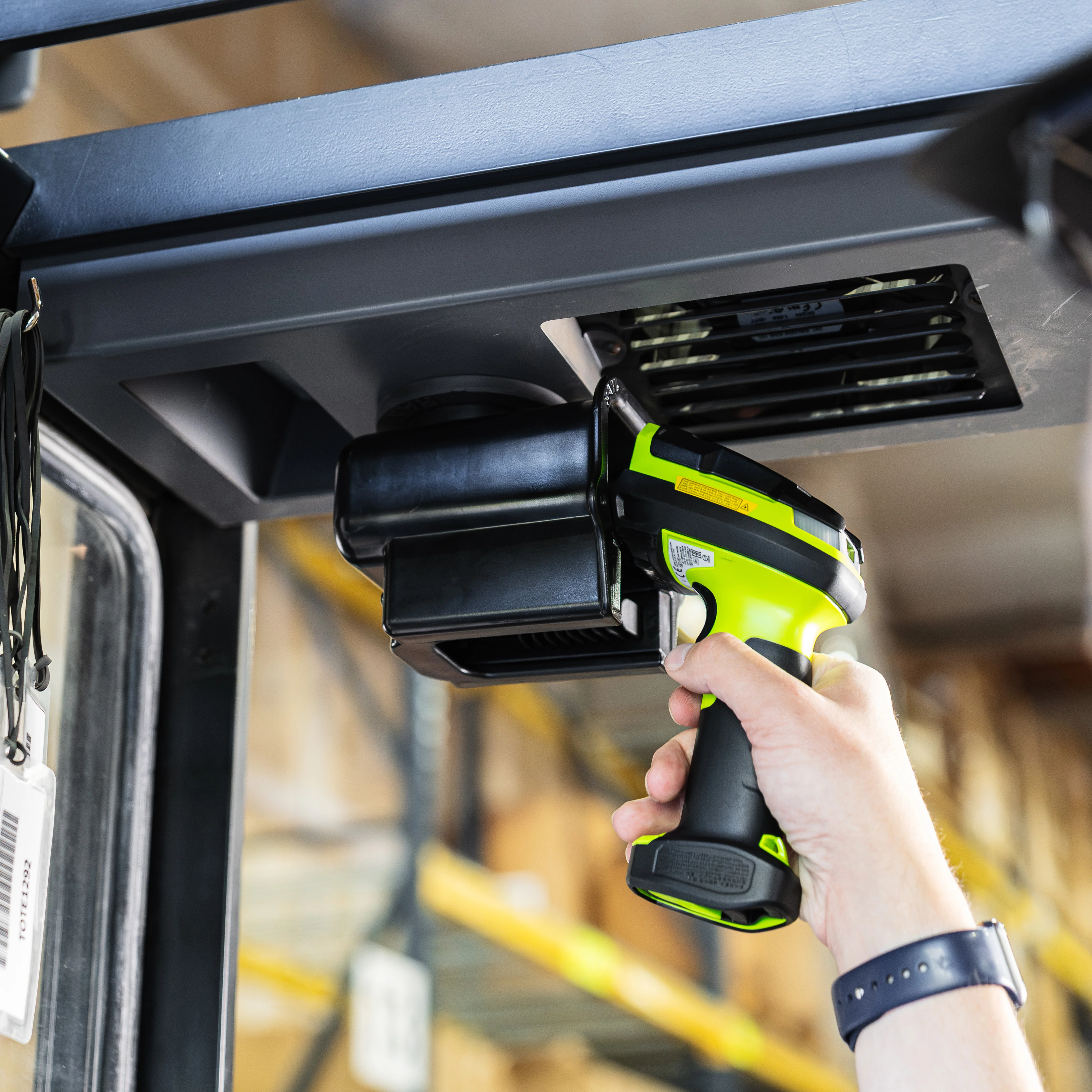 RAM® Power-Grip™ Scanner Holder with Magnetic Tough-Mag™ Adapter - Image 5