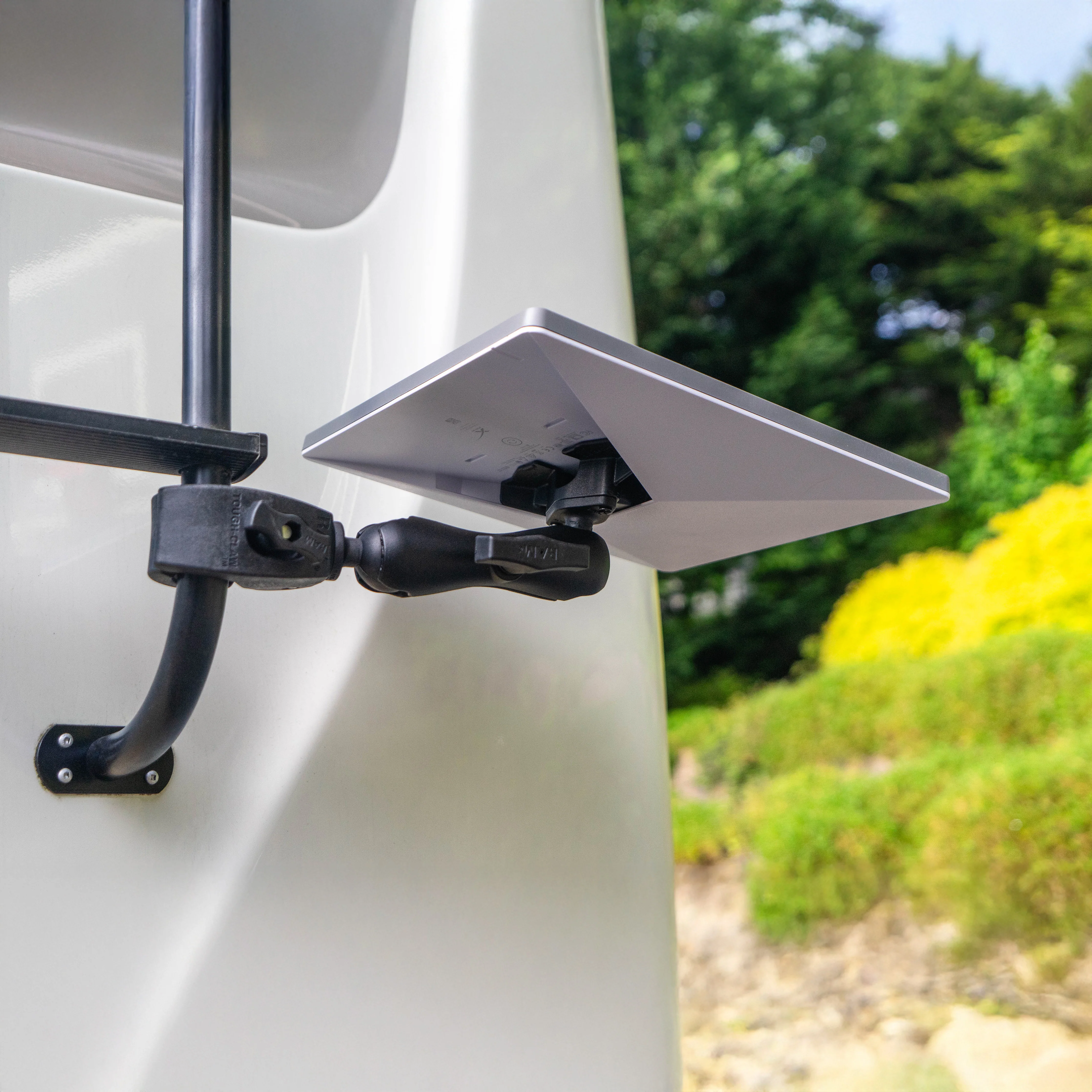 RAM® Tough-Claw™ Heavy Duty Mount for Starlink Mini - Image 7