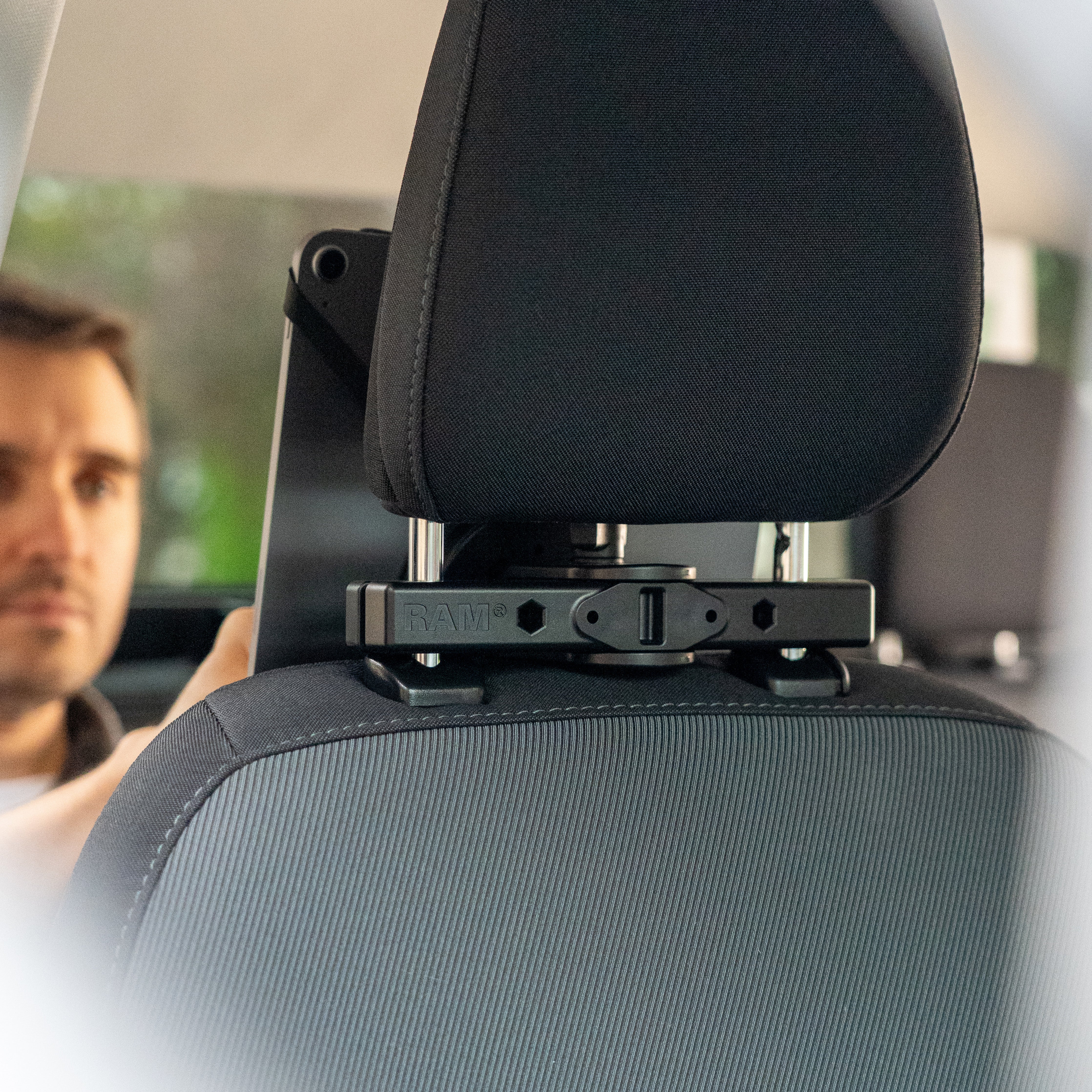 RAM® Universal Headrest Tablet Mount for 7"-13" Tablets - Image 9