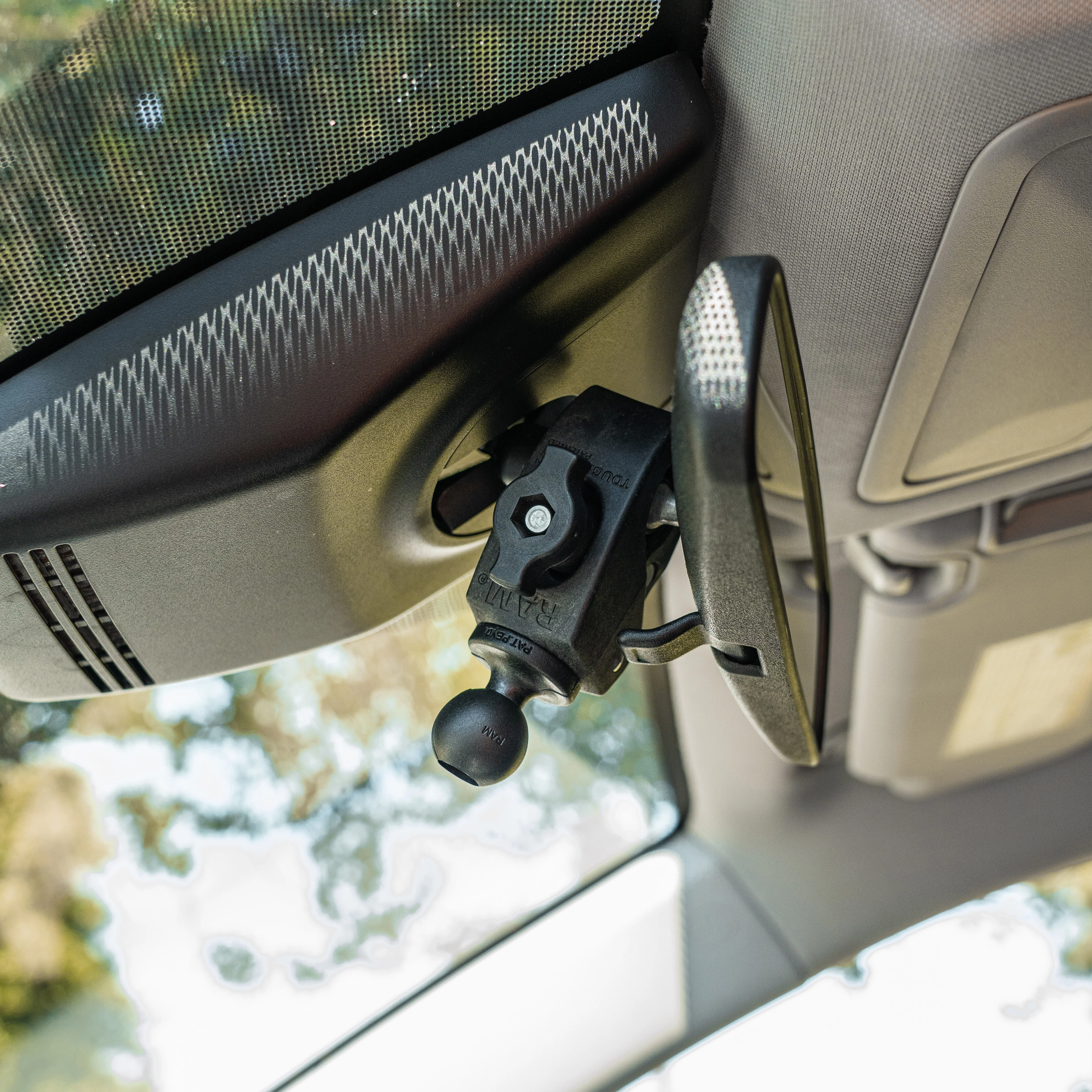 RAM® Tough-Claw™ Small Clamp Base with Ball - Image 6